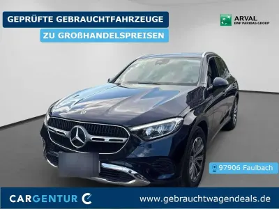Gebraucht Mercedes GLC200 Avantgarde 227 PS (166 kW) 2024 Blau SUV
