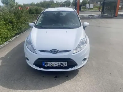 Second-hand Ford Fiesta Titanium 82 CP (60 kW) 2011 Berlinǎ