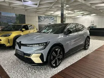 Gebraucht Renault Megane E-Tech Iconic 160 kW (218 PS) 2024 Grau Limousine