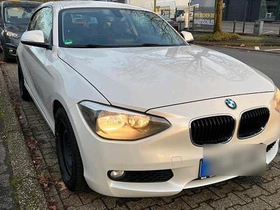 Weiß Gebraucht 2012 BMW 116 Kleinwagen | 7.700 € (Fairer Preis)