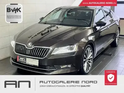 Gebraucht Skoda Superb LAURIN & KLEMENT 190 PS (139 kW) 2015 Braun Limousine