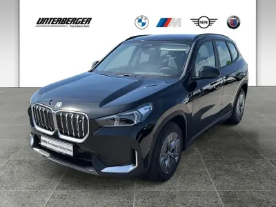 Używany BMW iX1 Performance 200 kW (272 KM) 2023 Czarny SUV