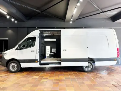 Gebraucht Mercedes Sprinter 163 PS (119 kW) 2019 Arktikweiß mb 9147 Van