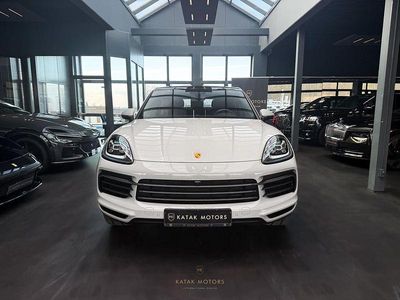 Grau Gebraucht 2023 Porsche Cayenne Platinum Edition SUV | 99.900 € (Teuer)