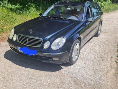 Mercedes E320