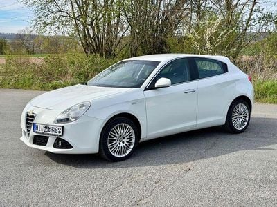 Usata Alfa Romeo Giulietta Turismo 170 CV (125 kW) 2011 Bianco Utilitaria