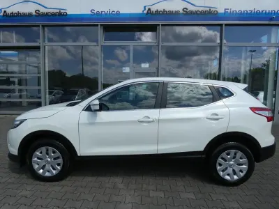 Gebraucht Nissan Qashqai Visia 116 PS (85 kW) 2016 Weiß SUV