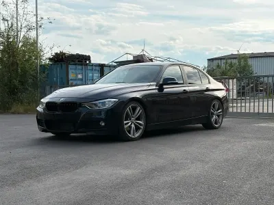 Gebraucht BMW 320 184 PS (135 kW) 2014 Blau Limousine