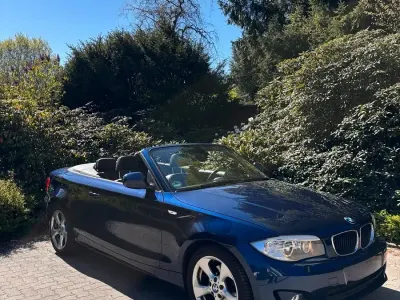 Gebraucht BMW 118 Cabriolet 143 PS (105 kW) 2011 Blau Cabrio