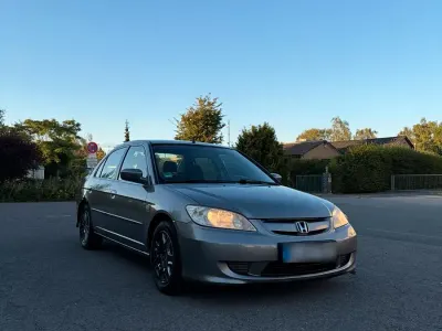 Gebraucht Honda Civic 83 PS (61 kW) 2004 Silber Limousine