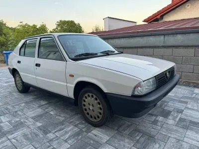 Gebraucht Alfa Romeo 33 86 PS (63 kW) 1986 Weiß Limousine