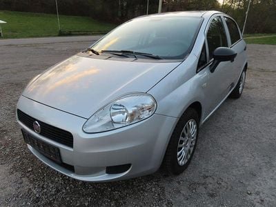 Gebraucht Fiat Punto 75 PS (55 kW) 2013 Silber Kleinwagen