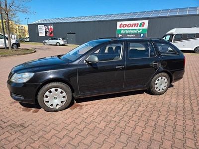 Gebraucht Skoda Octavia Classic 102 PS (75 kW) 2010 Schwarz Kombi