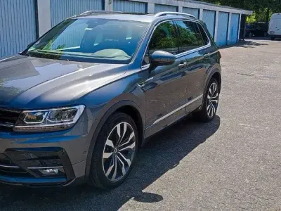 Gebraucht VW Tiguan Highline 230 PS (169 kW) 2020 Grau SUV