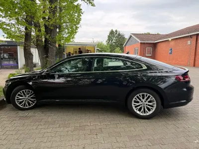 Gebraucht VW Arteon 110 PS (80 kW) 2019 Schwarz Kleinwagen