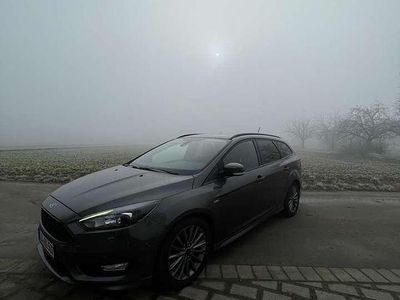 Usata Ford Focus ST-Line 125 CV (91 kW) 2017 Station wagon