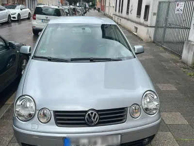 Gebraucht VW Polo 75 PS (55 kW) 2002 Grau Kleinwagen