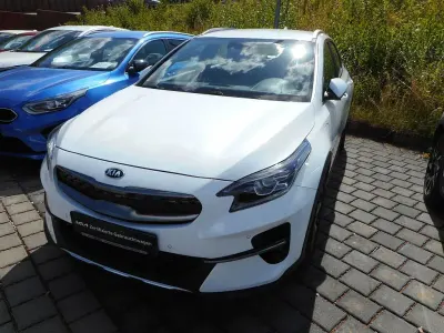 Gebraucht Kia XCeed Spirit 105 PS (77 kW) 2020 Weiß SUV