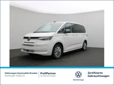 Gebraucht VW T7 Life 150 PS (110 kW) 2025 Weiß Van