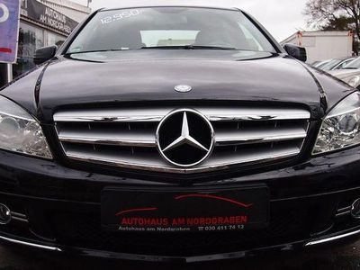 Gebraucht Mercedes C180 156 PS (114 kW) 2010 Schwarz Limousine
