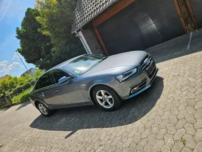 Gebraucht Audi A4 210 PS (154 kW) 2012 Grau Limousine