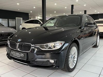 Saphirschwarz Gebraucht 2015 BMW 320 Luxury Line Limousine | 15.490 € (Fairer Preis)