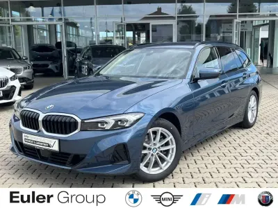 Gebraucht BMW 318 170 PS (125 kW) 2025 Blau Kombi