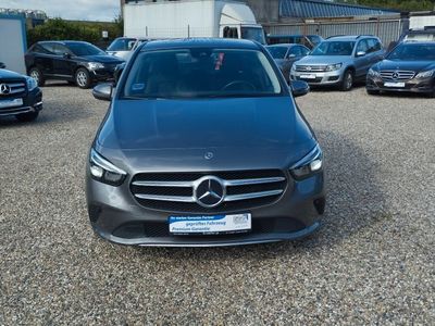 Mercedes B220