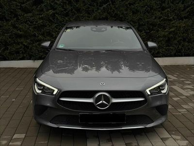 Mercedes CLA180
