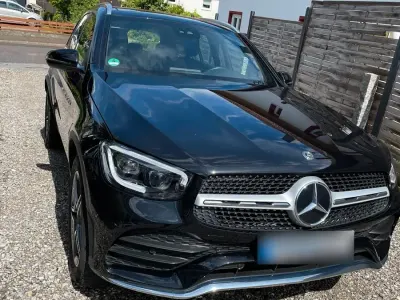 Gebraucht Mercedes GLC300 245 PS (180 kW) 2019 Schwarz SUV