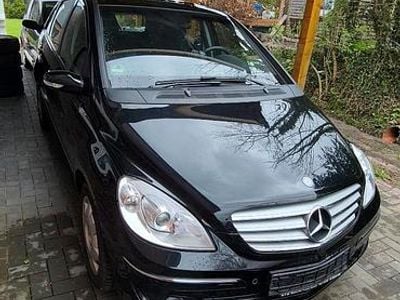 Usata Mercedes B200 136 CV (100 kW) 2006 Nero Monovolume
