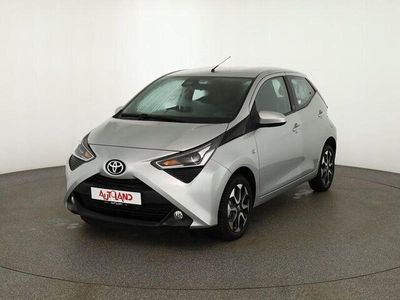 Gebraucht Toyota Aygo X-play 72 PS (52 kW) 2021 Grau Kleinwagen