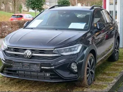 Neu VW Taigo R-line 116 PS (85 kW) 2026 Schwarz SUV