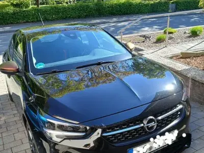 Gebraucht Opel Corsa 101 PS (74 kW) 2022 Schwarz Kleinwagen