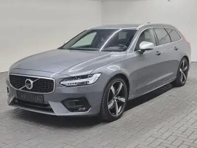 Gebraucht Volvo V90 R-Design 235 PS (172 kW) 2019 Osmiumgraumet. Kombi