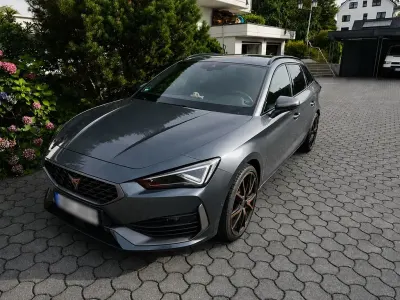 Gebraucht Cupra Leon 150 PS (110 kW) 2023 Grau Limousine