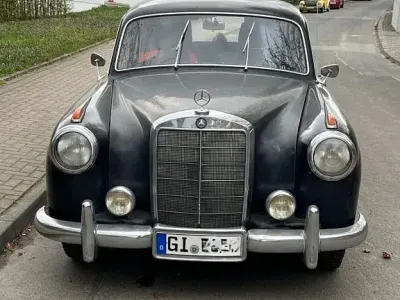 Gebraucht Mercedes A220 86 PS (63 kW) 1955 Schwarz Limousine