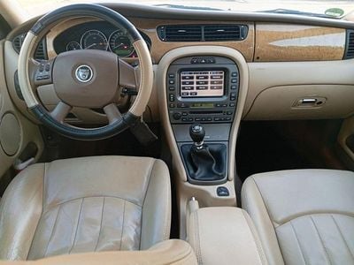 Jaguar X-type