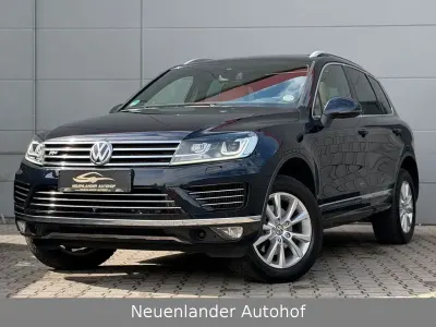 Gebraucht VW Touareg Exclusive 262 PS (192 kW) 2016 Blau SUV