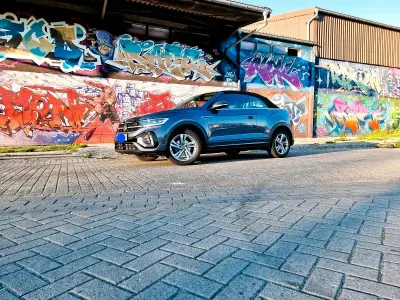 Gebraucht VW T-Roc Cabriolet R-line 150 PS (110 kW) 2022 Grau Cabrio