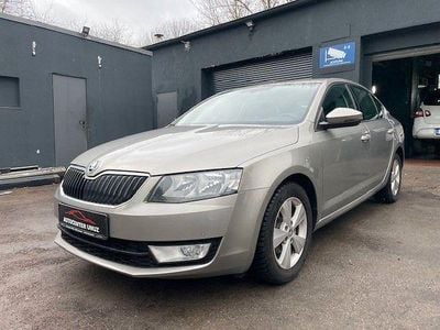 Używany Skoda Octavia Elegance 105 KM (77 kW) 2015 Beżowy Hatchback