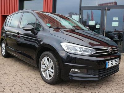 Gebraucht VW Touran Business 150 PS (110 kW) 2022 Schwarz Van / Kleinbus