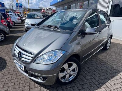 Gebraucht Mercedes A160 Avantgarde 95 PS (69 kW) 2011 Grau Kleinwagen