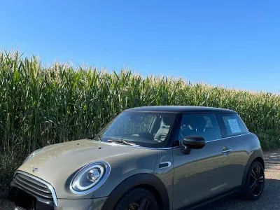 Używany Mini Cooper Chili 136 KM (100 kW) 2020 Szary Hatchback