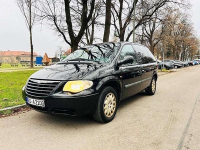 Usata Chrysler Grand Voyager 147 CV (108 kW) 2005 Nero Monovolume