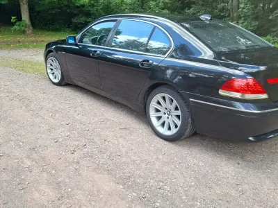 Gebraucht BMW 735L 272 PS (200 kW) 2003 Schwarz Limousine