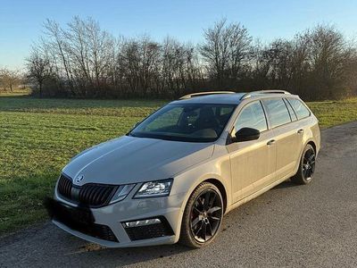 Gebraucht Skoda Octavia RS 184 PS (135 kW) 2020 Grau Kombi
