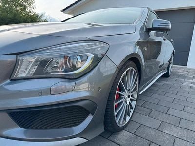 Mercedes CLA45 AMG
