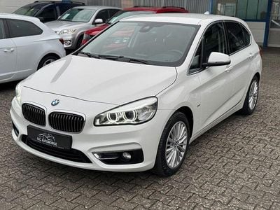 Weiß Gebraucht 2016 BMW 220 Luxury Line Kombi | 15.490 € (Fairer Preis)