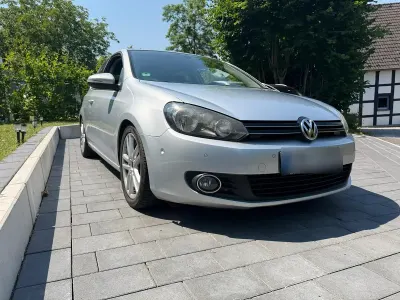 Gebraucht VW Golf VI Comfortline 122 PS (89 kW) 2010 Silber Kleinwagen